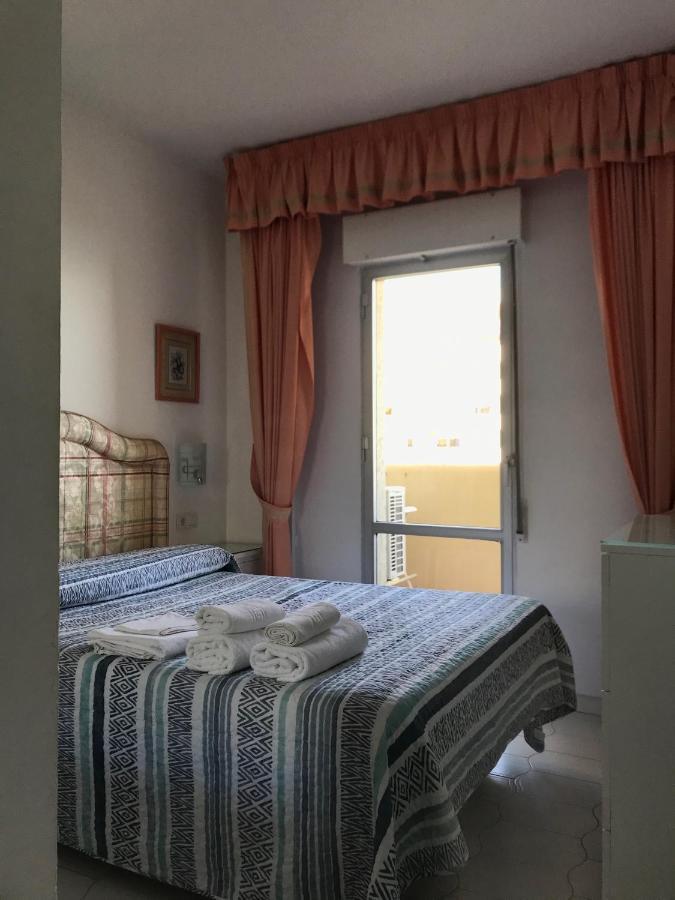 Estudios Y Apartamentos Benal Beach Benalmádena Extérieur photo